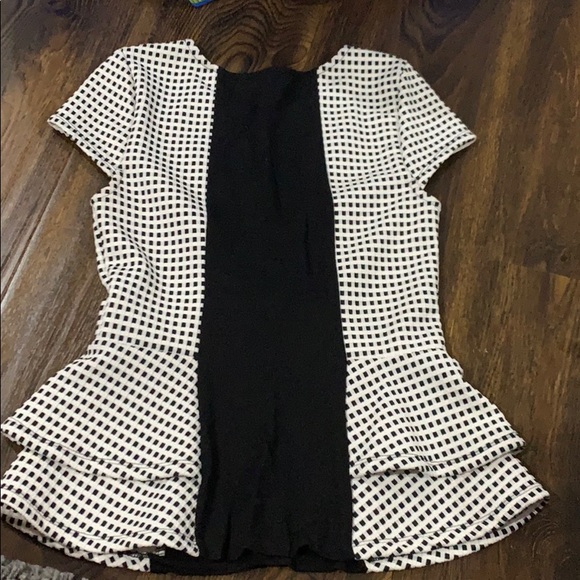 Beautiful peplum top from Bebe - Picture 3 of 3